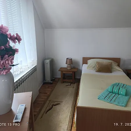 Mondo-free Parking Apartment *