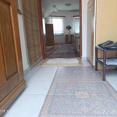 Mondo-free Parking * سراييفو