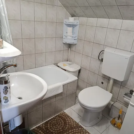 Mondo-free Parking سراييفو