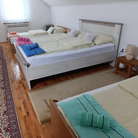 Sarajevo-free Parking Apartment